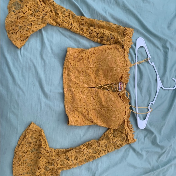 Blouse - Picture 3 of 3